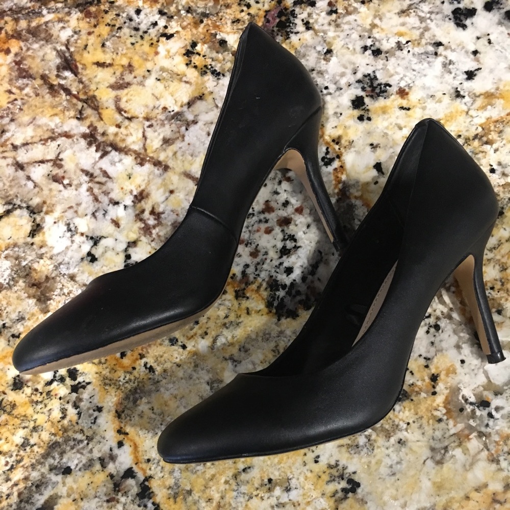 Women’s heels size 7.5 Express
